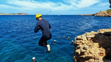 Guided coasteering jump in Ibiza with safe technique and route assessment